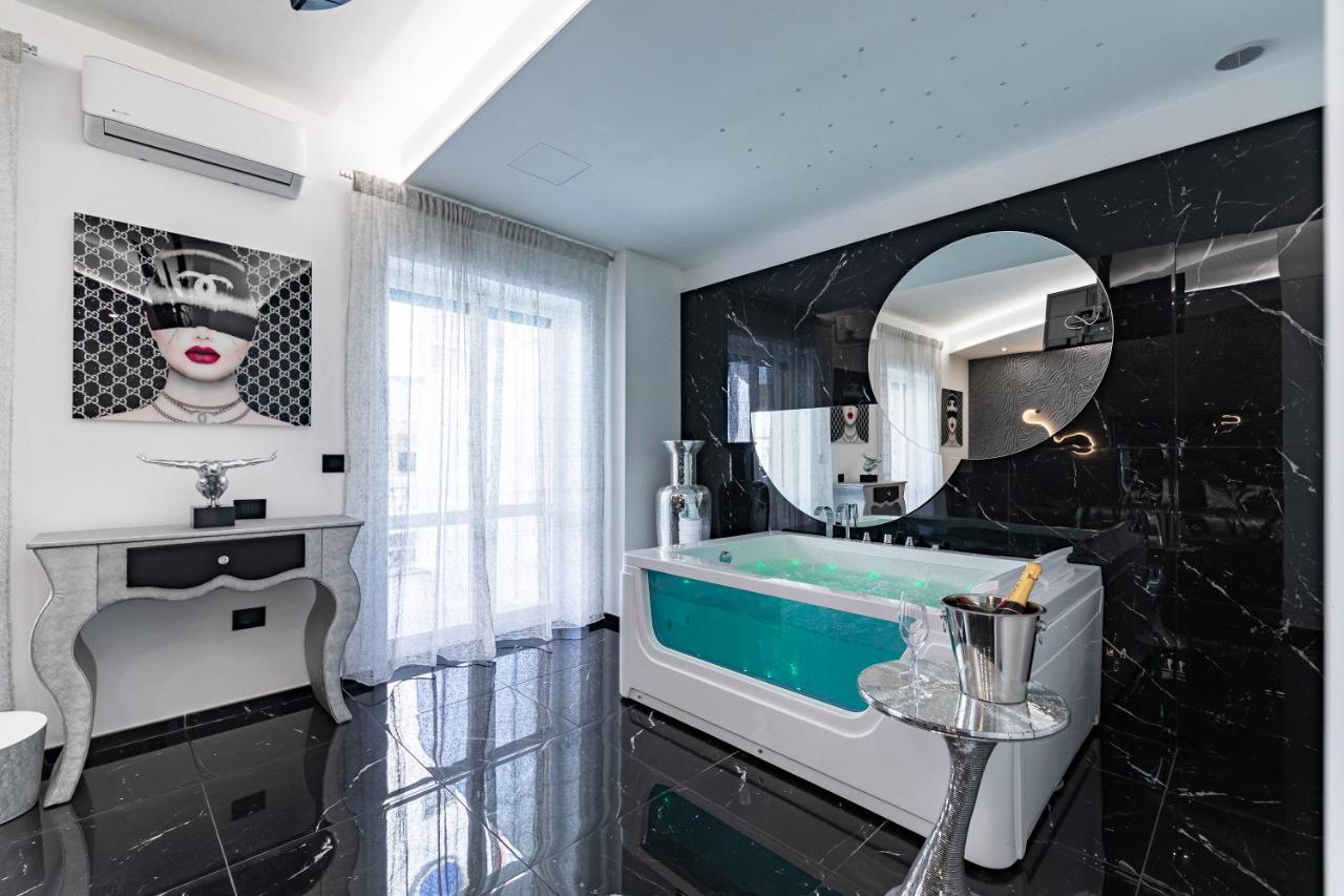 Prezioso Suites & Rooms Lecce Luaran gambar